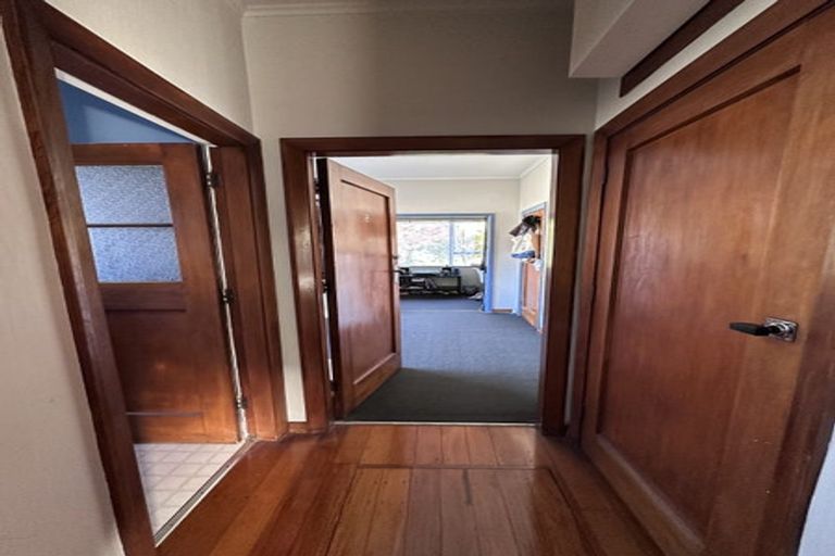 Photo of property in 192 Blenheim Road, Riccarton, Christchurch, 8041