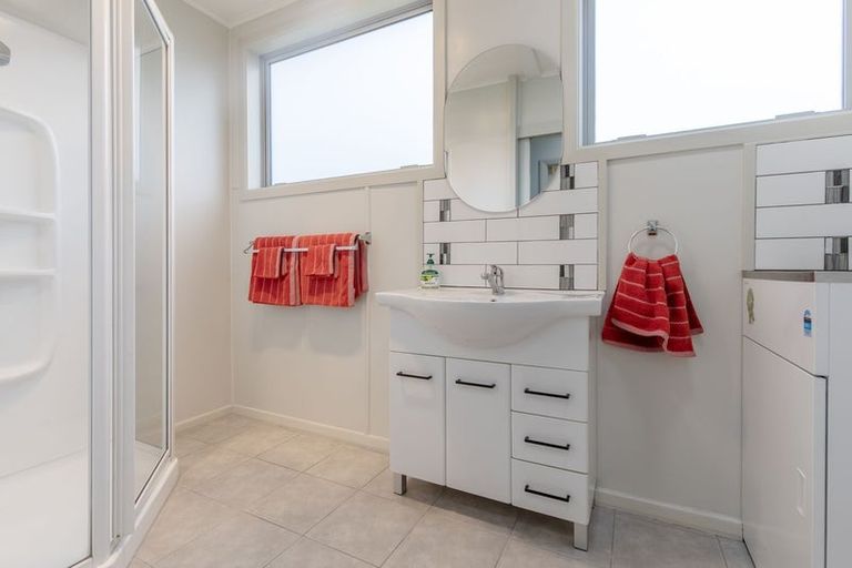 Photo of property in 17 Hinerangi Street, Turangi, 3334