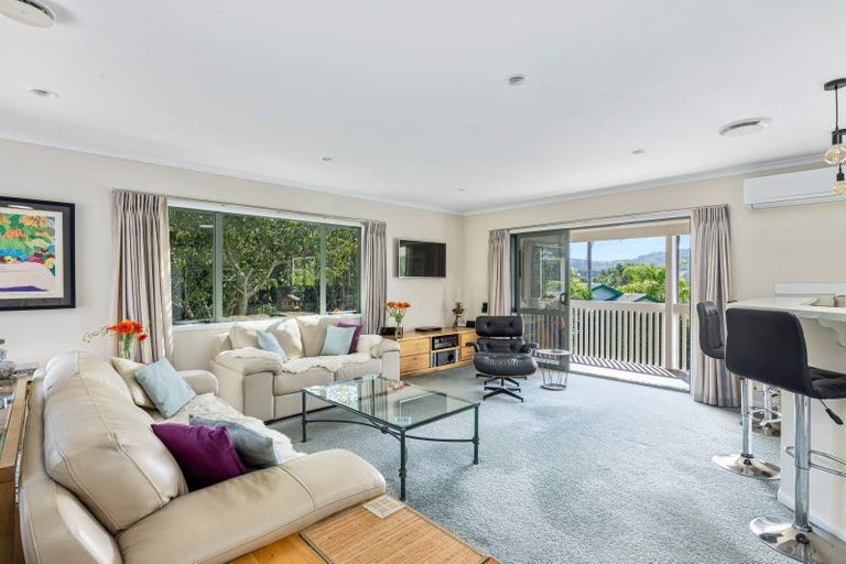 Photo of property in 41 Hammond Avenue, Hatfields Beach, Orewa, 0931