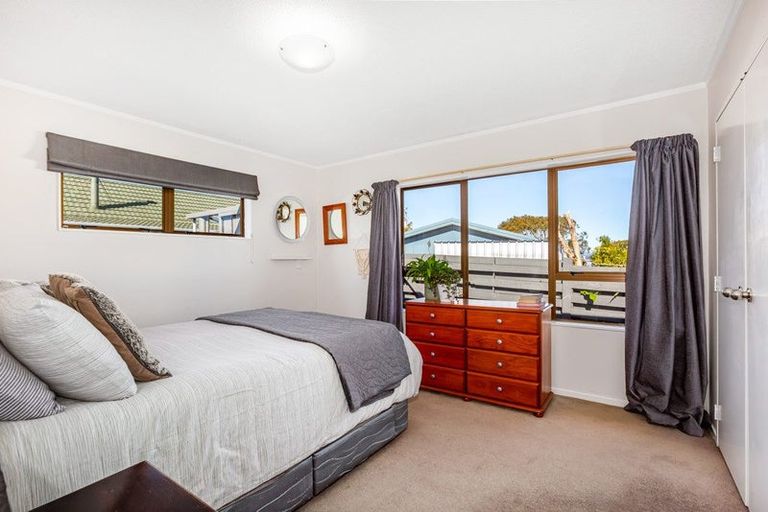 Photo of property in 8 Outram Grove, Kelson, Lower Hutt, 5010