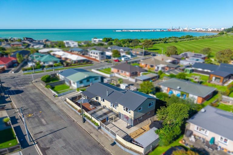 Photo of property in 11 Pringle Street, Waimataitai, Timaru, 7910