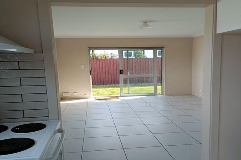 Photo of property in 2/26 Tower Street, Hornby, Christchurch, 8042