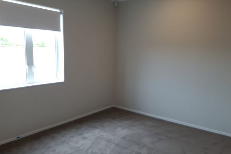 Photo of property in 10 Saddleback Crescent, Papakura, 2110