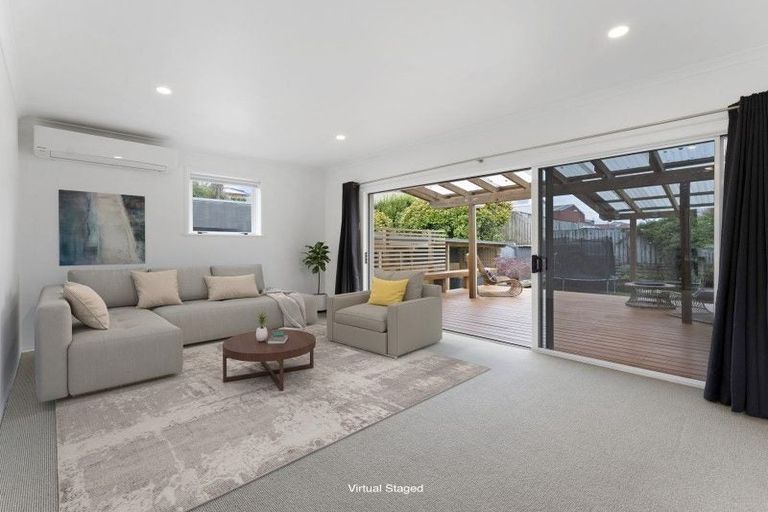 Photo of property in 33 Weymouth Street, New Plymouth, 4310