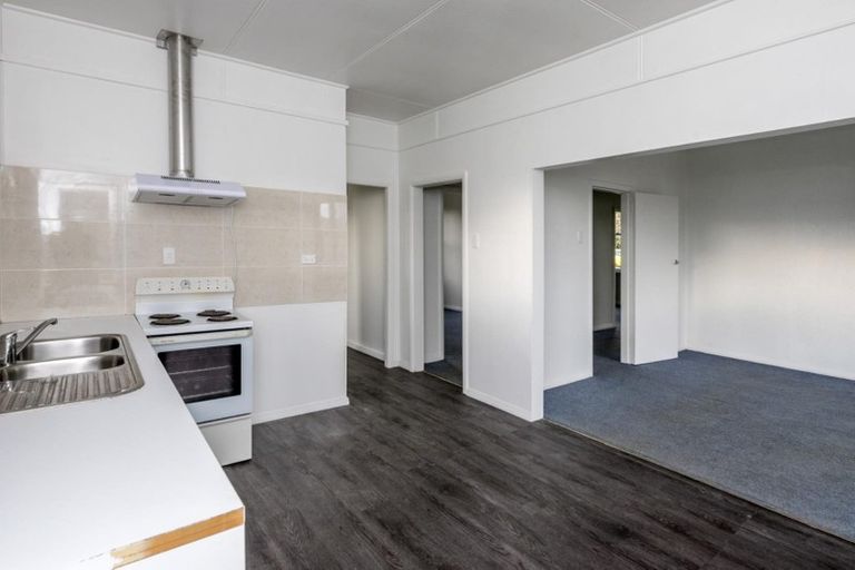 Photo of property in 12 Stuckey Street, Levin, 5510