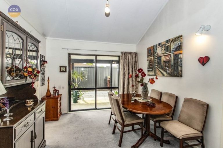 Photo of property in 84a Avondale Road, Taradale, Napier, 4112