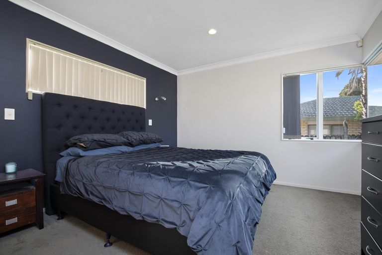 Photo of property in 42a Kitchener Road, Waiuku, 2123