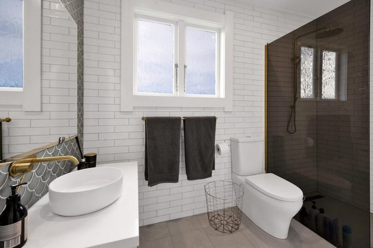 Photo of property in 76 Turuturu Road, Hawera, 4674