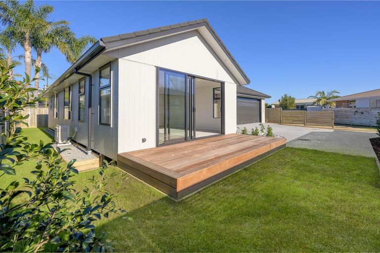 Photo of property in 8a Cherrywood Drive, Otumoetai, Tauranga, 3110