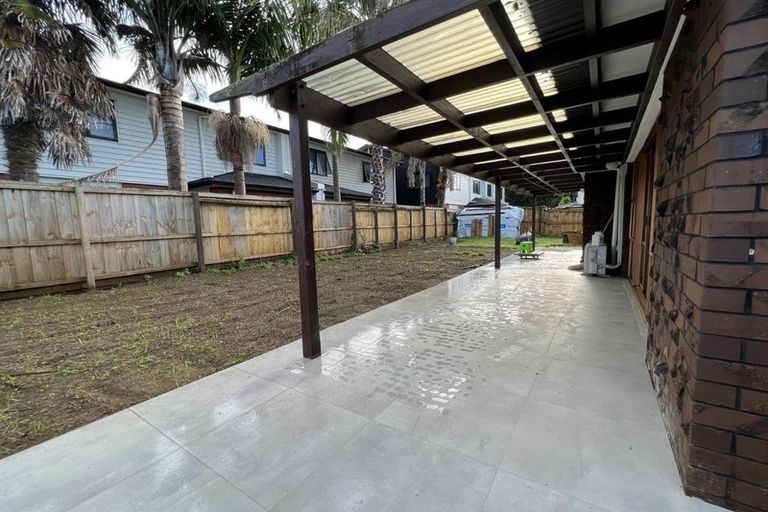 Photo of property in 2/10 Central Avenue, Papatoetoe, Auckland, 2025