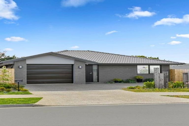 Photo of property in 21 Taffe Crescent, Pyes Pa, Tauranga, 3112