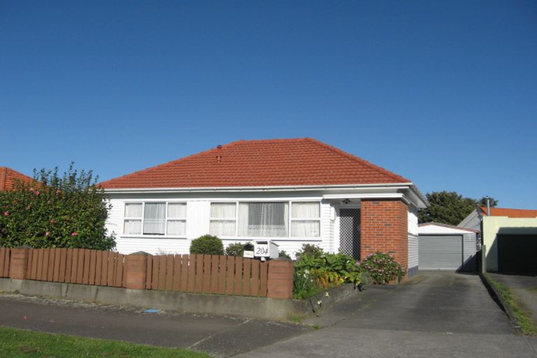 Photo of property in 204 College Street, West End, Palmerston North, 4412