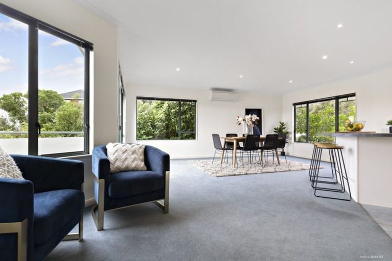 Photo of property in 9 Becker Way, Karori, Wellington, 6012