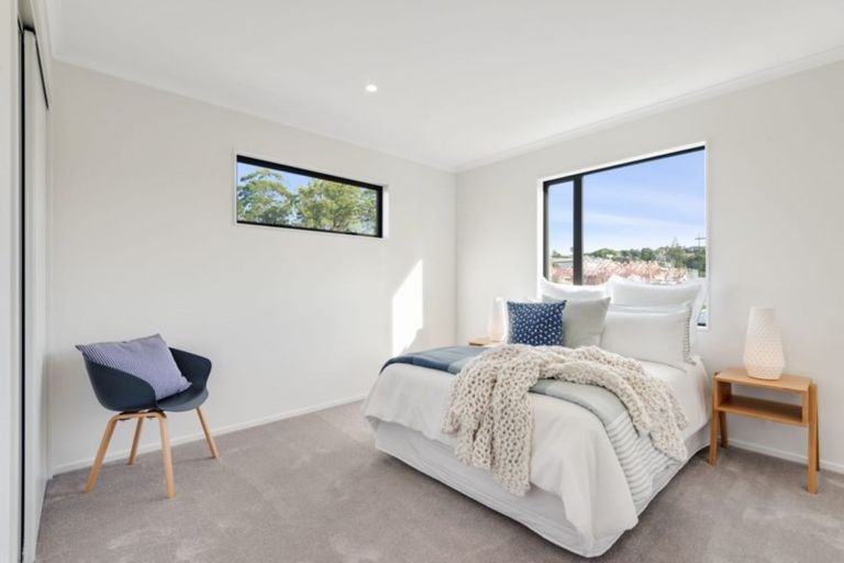 Photo of property in 1 Cambie Avenue, Red Beach, 0932
