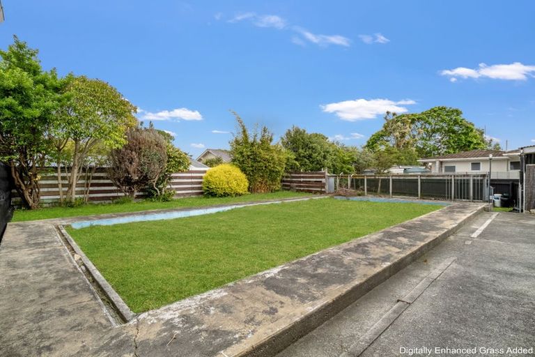 Photo of property in 3 Sutherland Crescent, Westbrook, Palmerston North, 4412