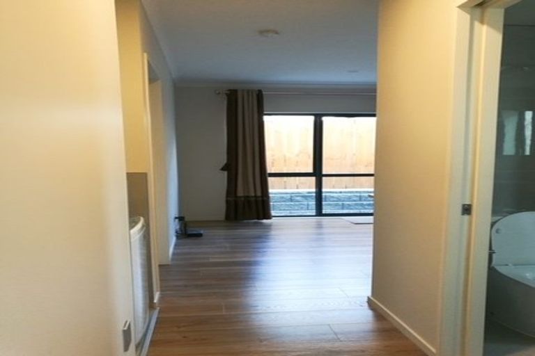 Photo of property in 22 Bruckless Drive, Flat Bush, Auckland, 2019