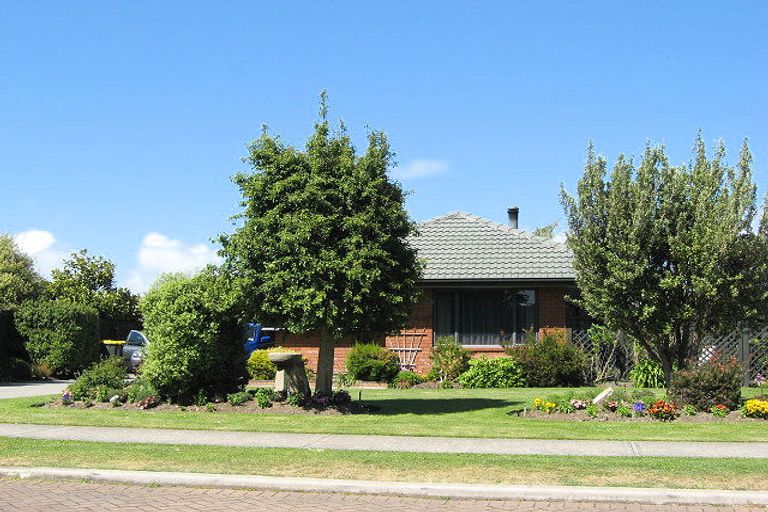 Photo of property in 2 Hamel Lane, Kaiapoi, 7630