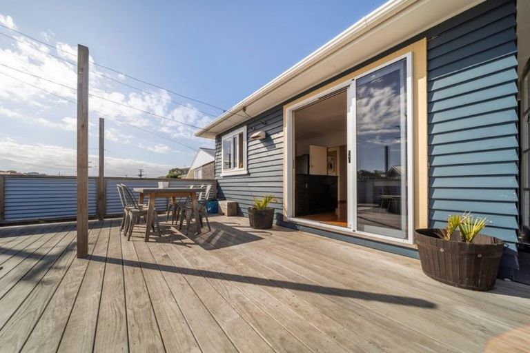 Photo of property in 12 Rosendale Avenue, Spotswood, New Plymouth, 4310