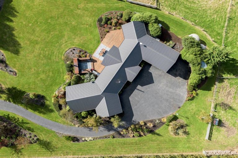 Photo of property in 478 Riccarton Road West, North Taieri, Mosgiel, 9092