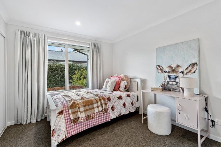 Photo of property in 4 William Hyde Place, Darfield, 7510