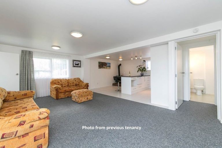 Photo of property in 108 Captain Scott Road, Glen Eden, Auckland, 0602