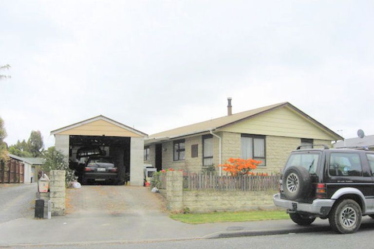 Photo of property in 71 Kowhai Avenue, Rangiora, 7400
