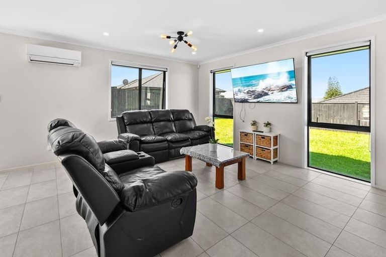 Photo of property in 10 Peacock Place, Pokeno, 2402