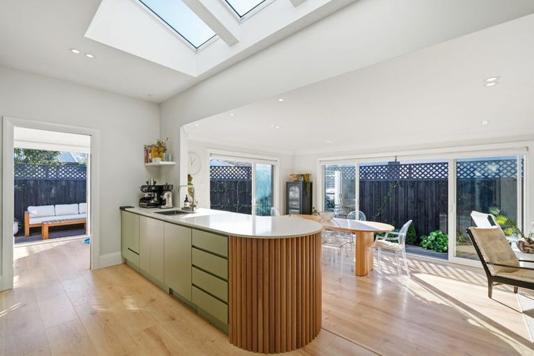 Photo of property in 4 Wherstead Road, Cashmere, Christchurch, 8022