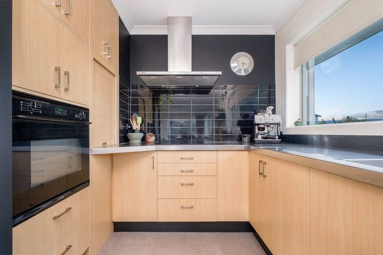 Photo of property in 2 Harbour View Terrace, Cass Bay, Lyttelton, 8082