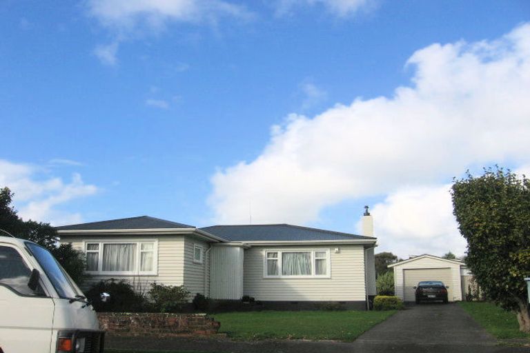 Photo of property in 16 Belvedere Crescent, Takaro, Palmerston North, 4412