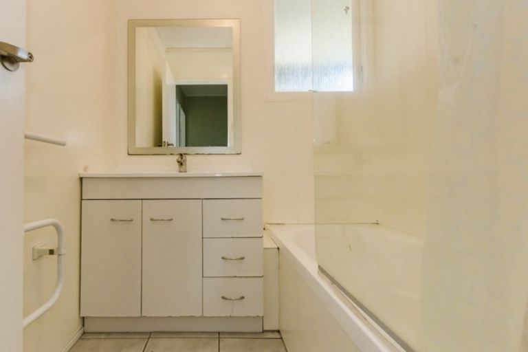 Photo of property in 9 Makarini Street, Paraparaumu, 5032