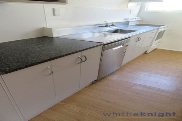 Photo of property in 4/49 Picton Avenue, Riccarton, Christchurch, 8011