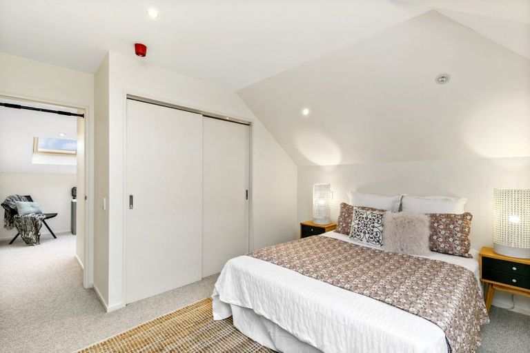 Photo of property in Coromandel Heights, 4/111 Coromandel Street, Newtown, Wellington, 6021