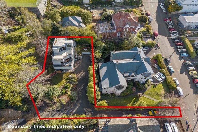 Photo of property in 4 Heriot Row, Dunedin Central, Dunedin, 9016