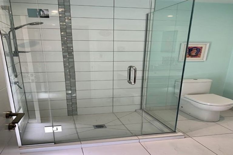 Photo of property in 17 Seager Lane, Hillmorton, Christchurch, 8024