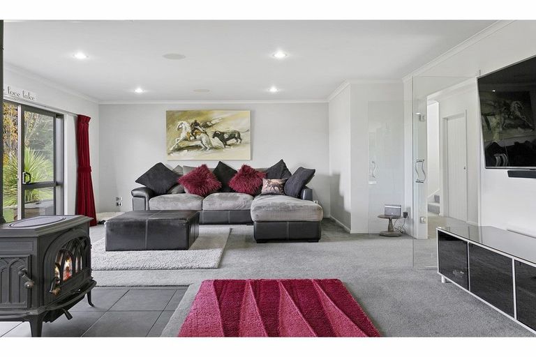 Photo of property in 864 Whangamata Road, Kinloch, Taupo, 3377