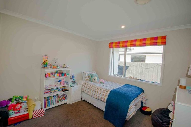 Photo of property in 10 Hyde Place, Halswell, Christchurch, 8025