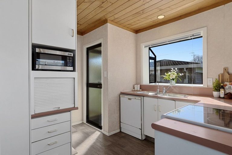 Photo of property in 207 Ngatai Road, Otumoetai, Tauranga, 3110