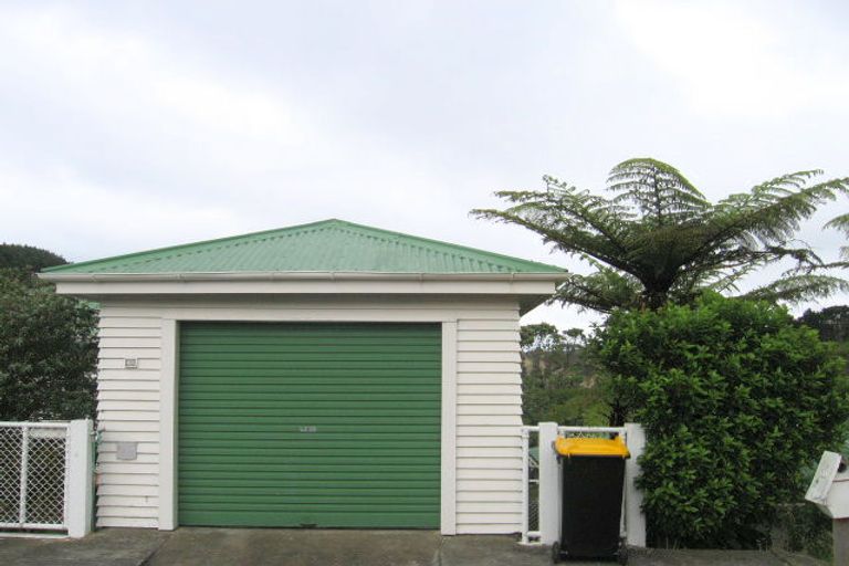 Photo of property in 38 Dominion Park Street, Johnsonville, Wellington, 6037