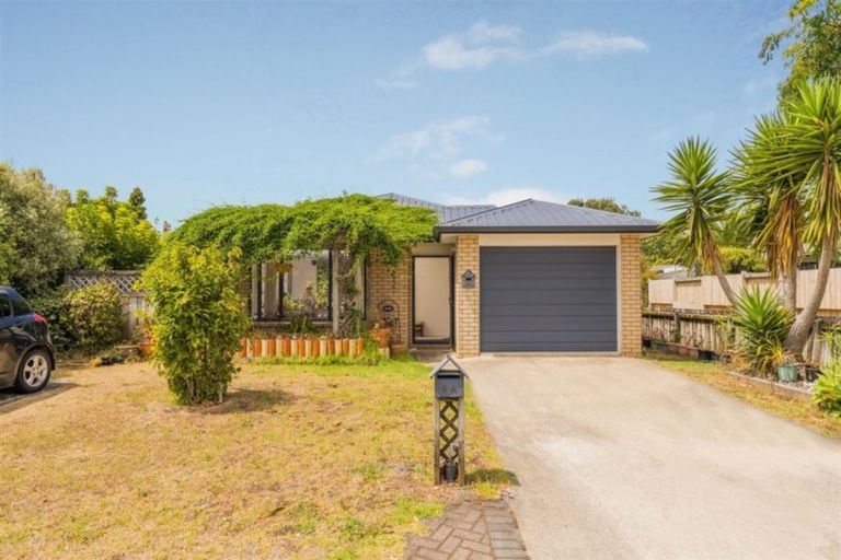 Photo of property in 4a Nicholas Avenue, Whitianga, 3510