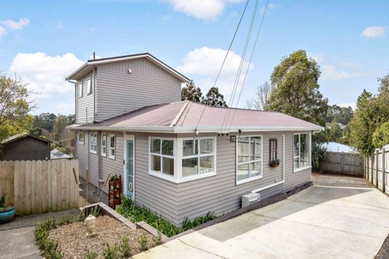 Photo of property in 79b Verbena Road, Birkdale, Auckland, 0626