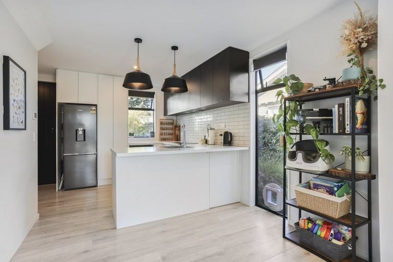 Photo of property in 1/8 New Brighton Road, Shirley, Christchurch, 8061