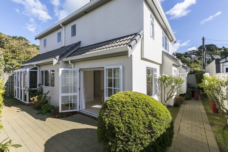 Photo of property in 47 Falkirk Avenue, Seatoun, Wellington, 6022