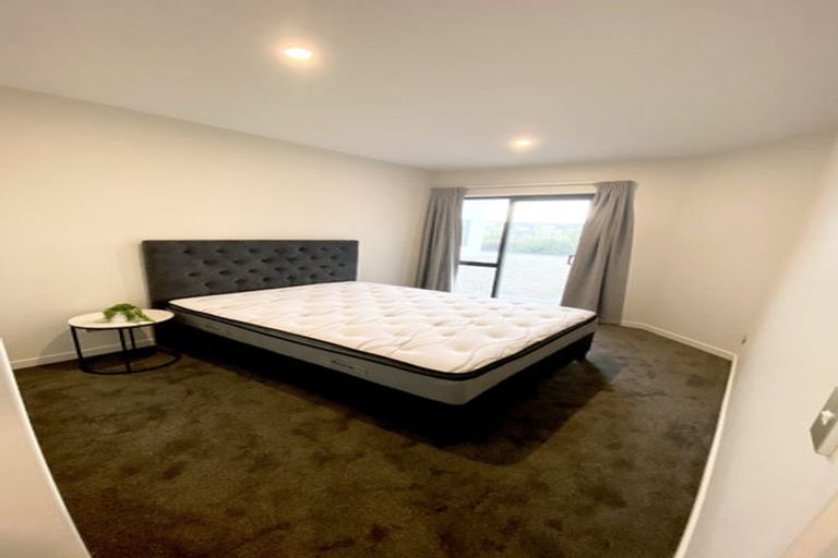 Photo of property in 11 Grey Way, Russley, Christchurch, 8042