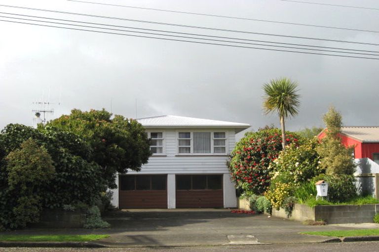 Photo of property in 2 Green Avenue, Levin, 5510