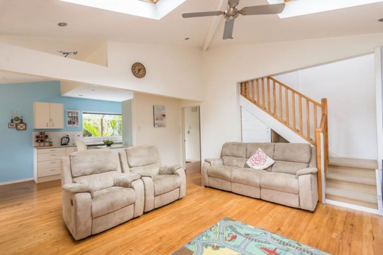Photo of property in 704 South Titirangi Road, Titirangi, Auckland, 0604