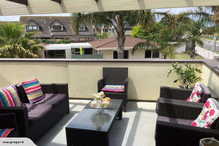 Photo of property in 33a Tay Street, Mount Maunganui, 3116
