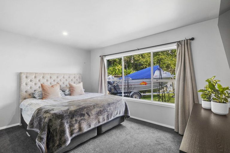 Photo of property in 1 Ross Place, Blagdon, New Plymouth, 4310