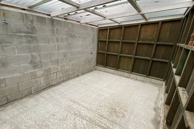 Photo of property in 1274 Egmont Road, Egmont Village, New Plymouth, 4372