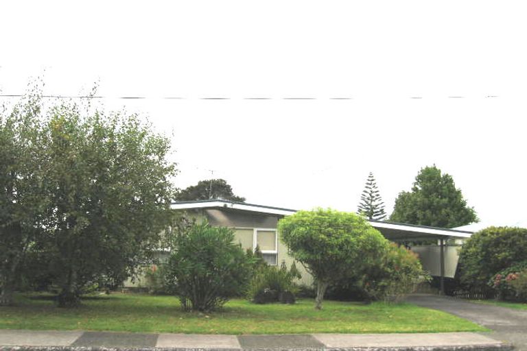Photo of property in 10 Paramu Avenue, Birkdale, Auckland, 0626